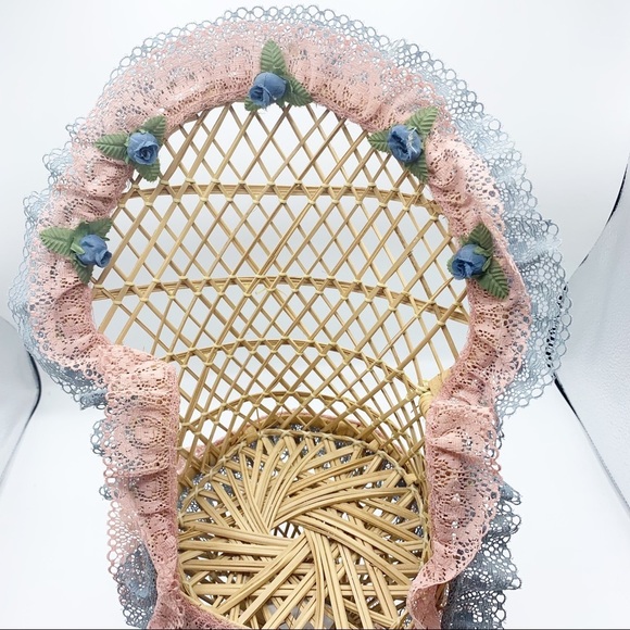 Peacock Chair Mini Vintage Decor - Picture 4 of 12